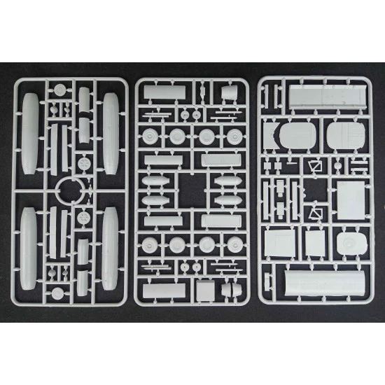 Mikro Mir 72-025 - 1/72 - Martin XB-51 Plastic model kit