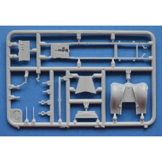 ACE 72584 - 1/72 - US V-8 Stake truck m.1936/37 scale plastic model kit