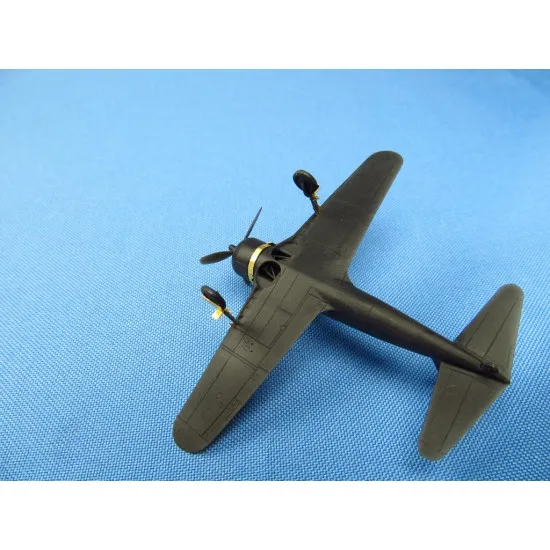 Metallic Details MDR14425 1/144 Vultee P-66 Vanguard. Aircraft model kit