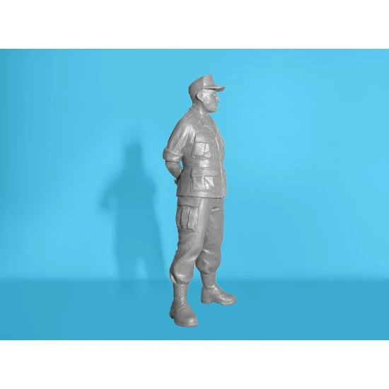 ICM 53101 - 1/35 - US Helicopter Pilots (1960s-1970s) 4 figures