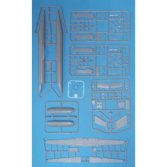 AMP 144-011 1/144 Dash 8Q400-MR Airtanker - Canadian Short Range Commuter Airliner Model Kit