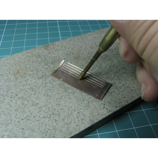 Eureka A-3533 1/35 Ammo W/Box 8,8 Cm Gr.patr.39 Hl Kw.k.43