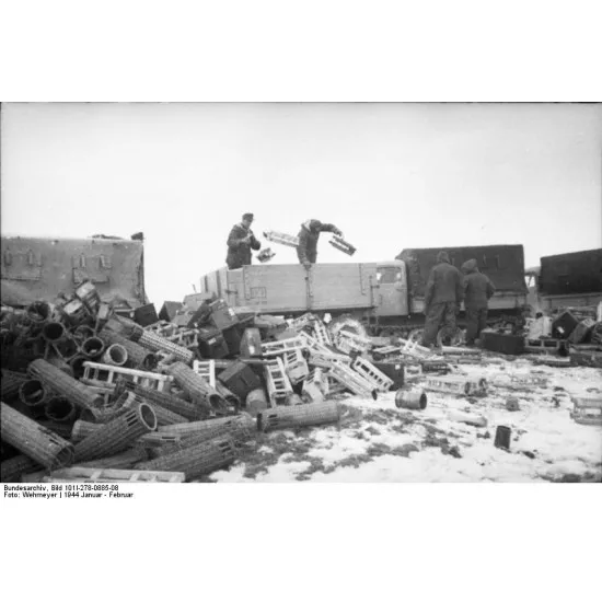 Eureka E-003 1/35 Ammo Boxes For 7.5 Cm Kw.k.40/Stu.k.40 L/43 And L/48 5pcs