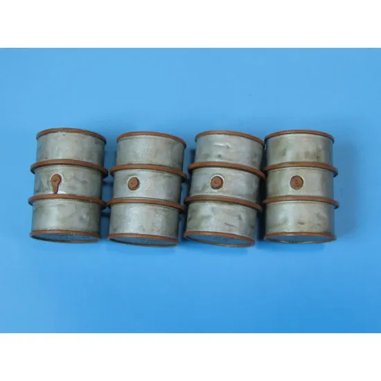Eureka E-011 1/35 German 200 L Fuel Drums Set 1 Resin 4 Pcs Eureka E-011 1/35 German 200 L Fuel Drums Set 1 Resin 4 Pcs