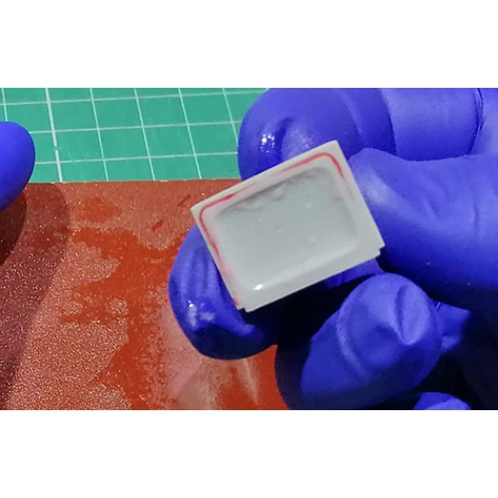 Eureka E-055 1/35 28 Inch Crt Tv Monitor Houseware