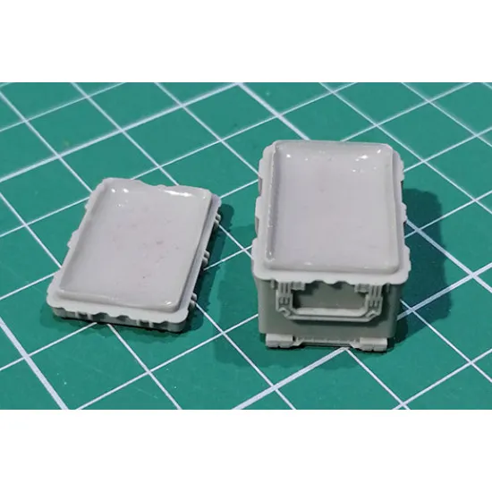 Eureka E-062 1/35 Modern Us Army Pelican 1660 Protector Case Equipment