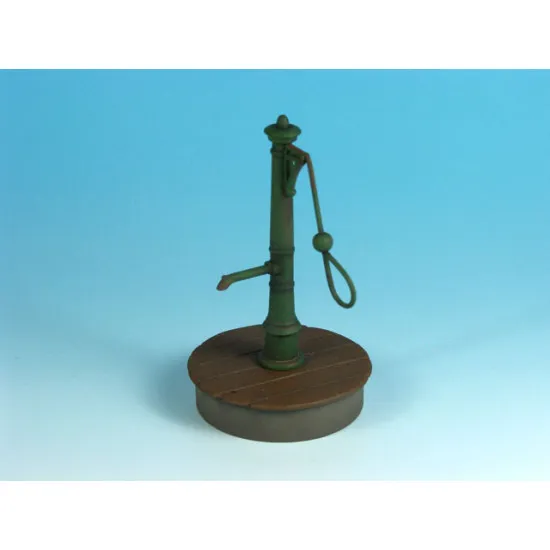 Eureka Ed-3503 1/35 Old Water Manual Pump