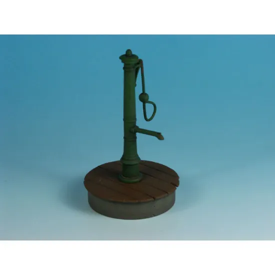 Eureka Ed-3503 1/35 Old Water Manual Pump