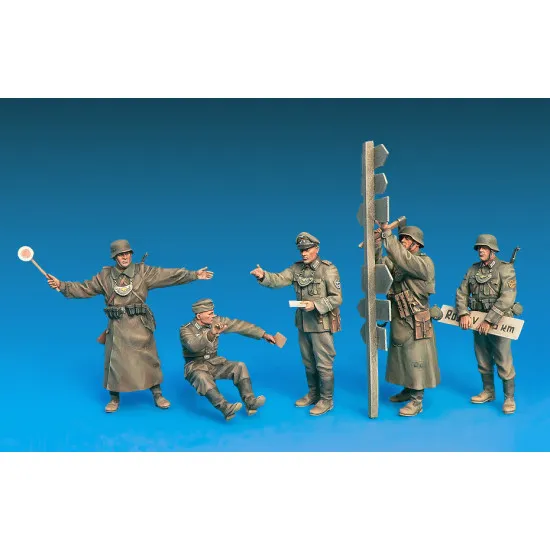 Miniart 35315 - 1/35 - German Feldgendarmerie Special Edition