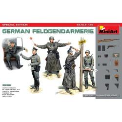 Miniart 35315 - 1/35 - German Feldgendarmerie Special Edition
