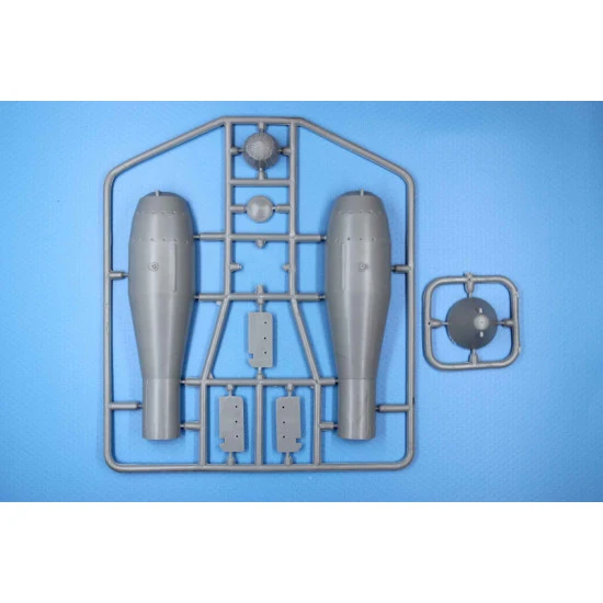 AN602 Tsar Bomba 1/72 Amodel 72265