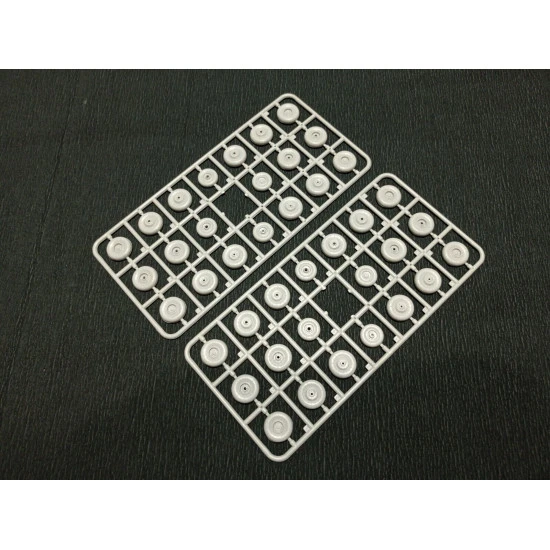 Amodel 72042 1/72 Il-76md Deck Of The Ukrainian Air Force And Indian Air Force