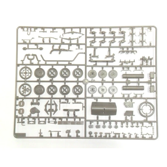 Typ G4 with open cover, WWII German Personnel Car 1/24 ICM 24012