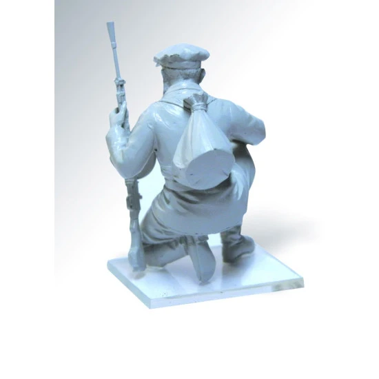 WWII Soviet Partisans 1/35 ICM 35631