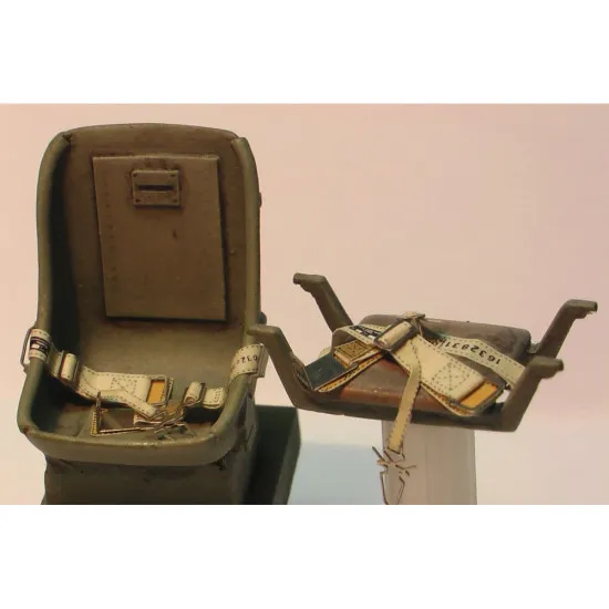 Hgw 132018 1/32 Textile Seatbelts For Arado Ar 196 And Resin Seats Pilot And Gunners Seats And Maps For Revell