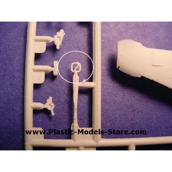 Spitfire Mk.IX aircfraft WWII 1/48 ICM 48061