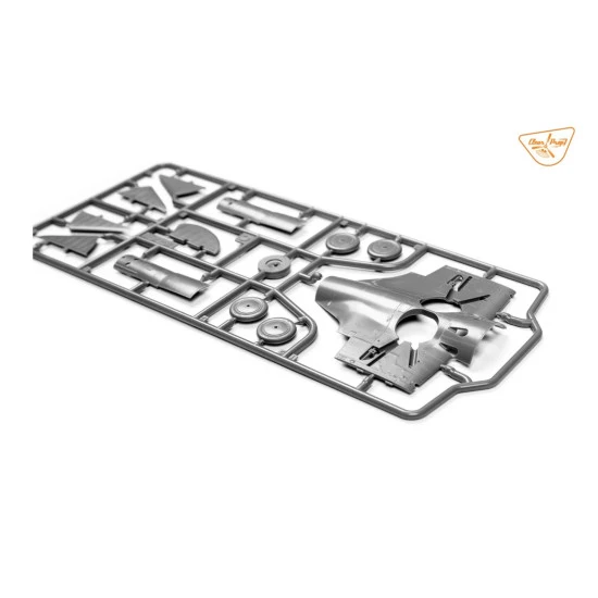 Clear Prop 4813 1/48 I 16 Type 5 In The Sky Of China Plastic Model Aircraft