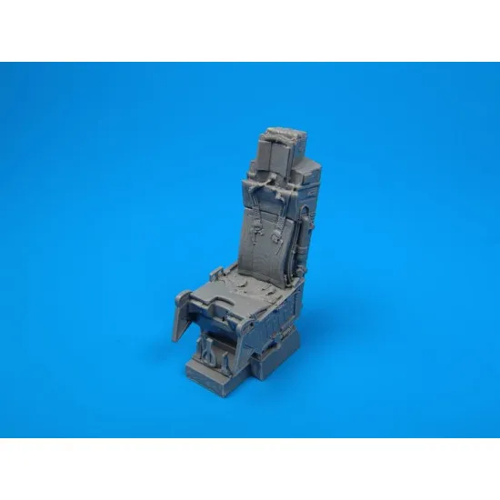 Quickboost 32017 1/32 A-10a Ejection Seat With Safety Belts Accessories Kit