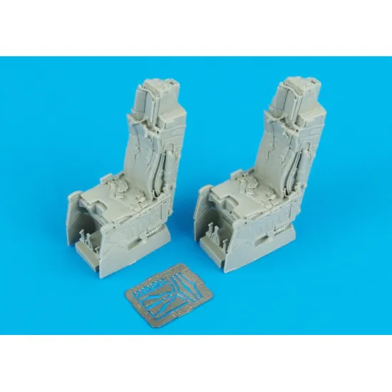 Quickboost 32031 1/32 F-15e Strike Eagle Ejection Seats With Safety Belts