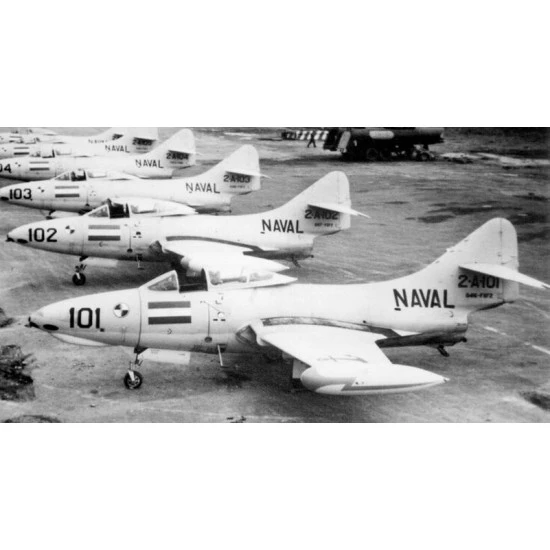 Cat4-r48088 1/48 F9f 2bkd5 Panther An/Ara 25 Uhf Fairing Resin Model