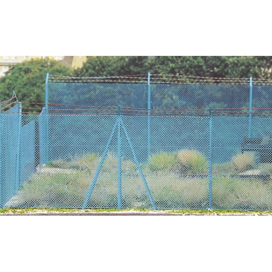 Model Scene 48140 1/72 1/87 High Chain Fence With Barbed Wire 256mm Photo-etched