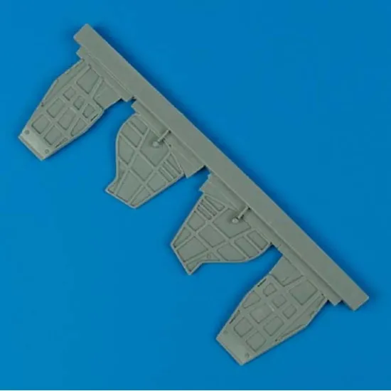 Quickboost 48267 1/48sb2c Helldiver Undercarriage Covers