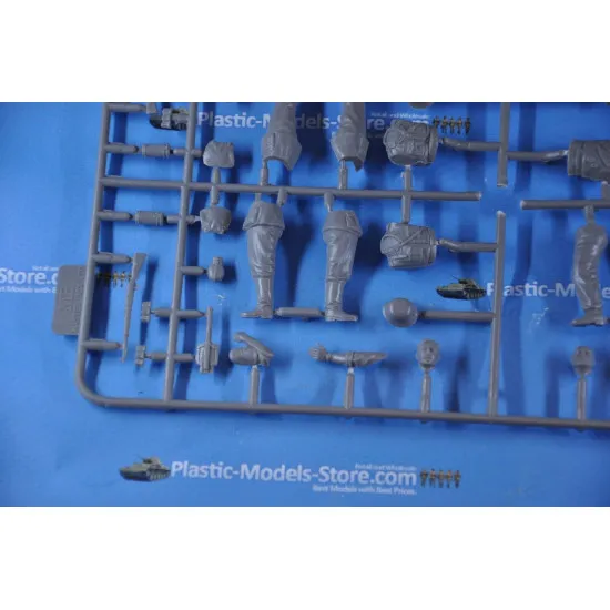 Master Box 3510 1/35 German Military Men 1939 1942 Figures Kit