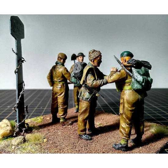 Master Box 3512 1/35 Wwii British Troops, Caen, 1944 Plastic Model Kit