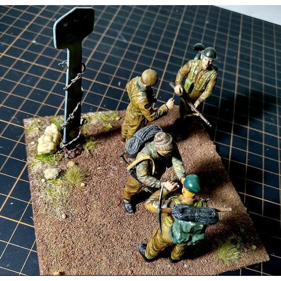 Master Box 3512 1/35 Wwii British Troops, Caen, 1944 Plastic Model Kit