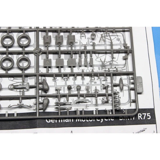 Master Box 3539 1/35 German Motorcyclists 1940 1943 Figures Model Kit
