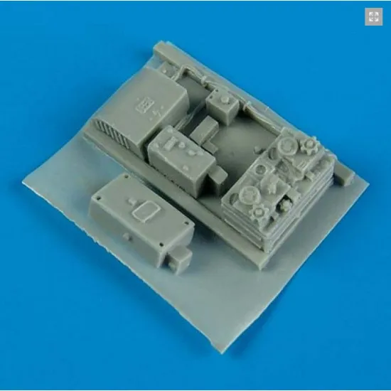 Quickboost 48443 1/48 Me 262a Radio Equipment For Hobby Boss Accessories Kit