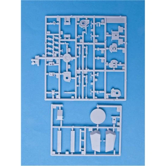 Captured Flakpanzer T-34(r) WWII 1/72 UM 254