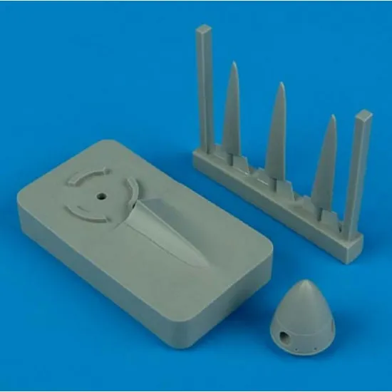 Quickboost 72160 1/72 Spitfire Mk V Rotol Propeller W/Tool For Tamiya Accessories For Aircraft
