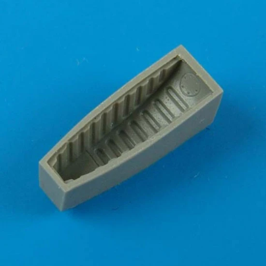 Quickboost 72186 1/72 A-1d Skyraider Rear Wheel Well For Hasegawa Accessories