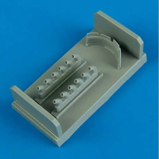 Quickboost 72374 1/72 P-40b/C Exhaust And Damper Cooler For Airfix Accessories