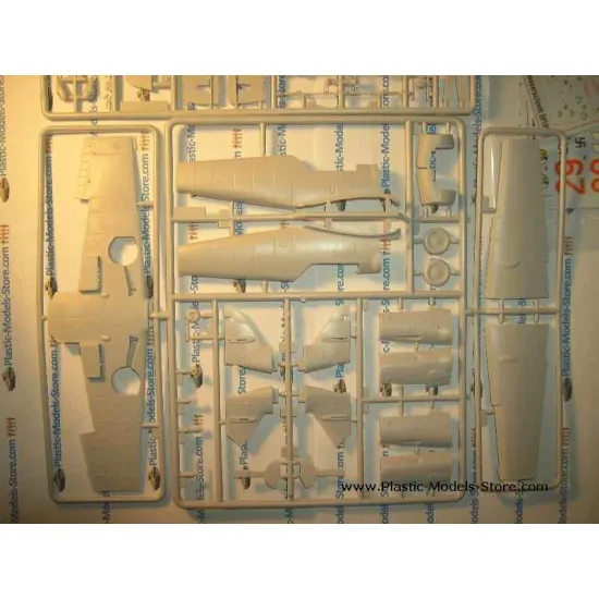 Messerschmitt Bf 109G-6/R3/R6 German Aircraft 1/48 UM 410