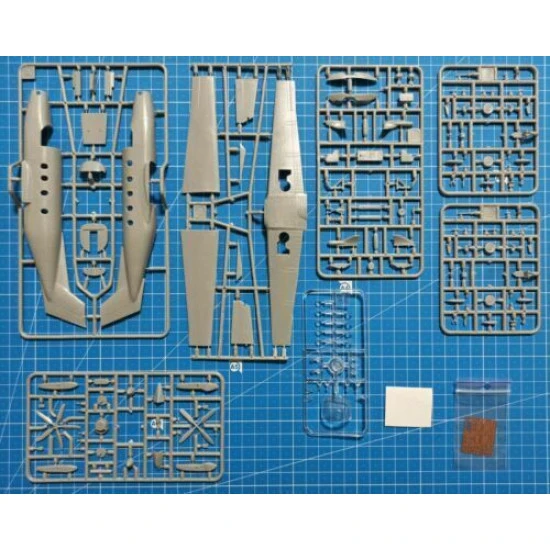 Amodel 72235 1/72 Pilatus Pc 12 47e Passenger Aircraft Plastic Model Kit
