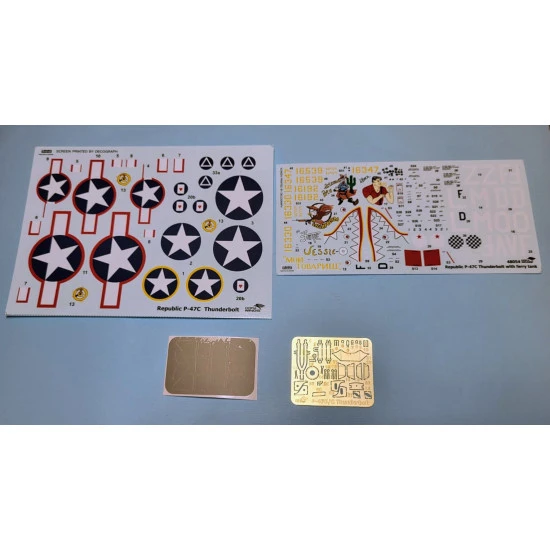 Dora Wings 48054 1/48 Republic P-47c Thunderbolt With Ferry Tank