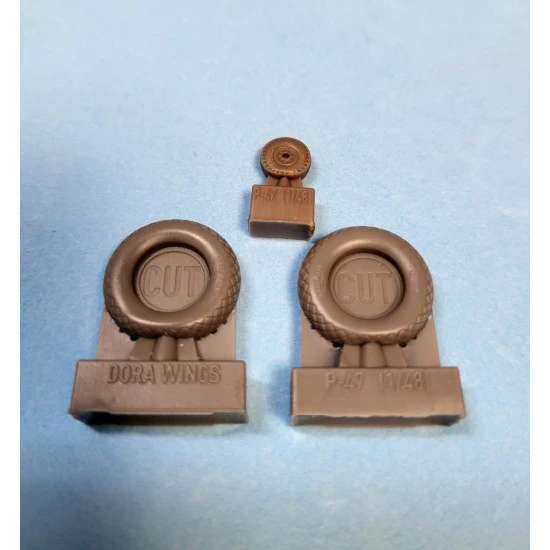 Dora Wings 48054 1/48 Republic P-47c Thunderbolt With Ferry Tank