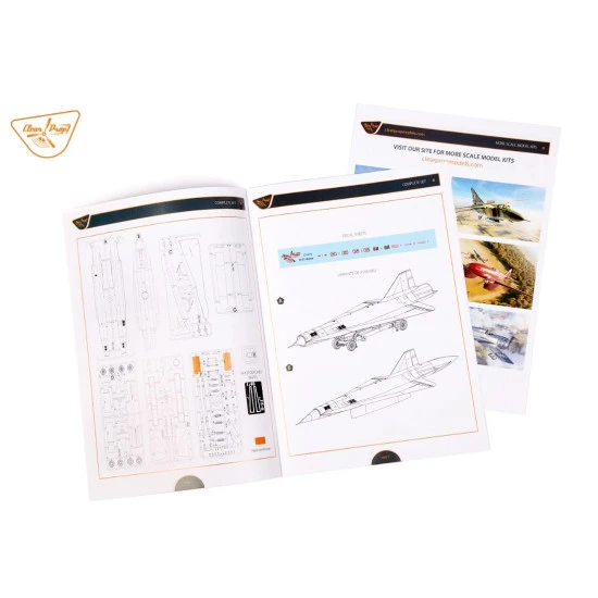 Clear Prop 4819 1/48 D 21a Drone Plastic Model Aircraft