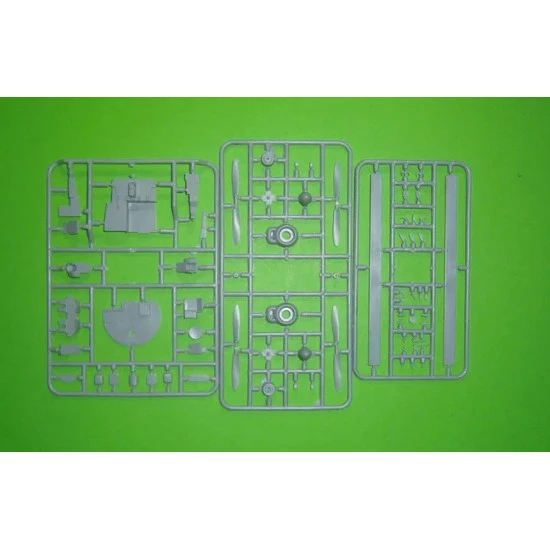 Amodel 72253 1/72 An 24b Poland Ddr Plastic Model Kit