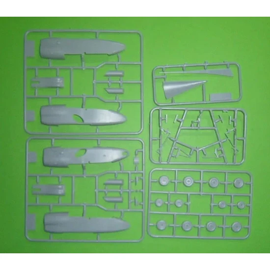 Amodel 72253 1/72 An 24b Poland Ddr Plastic Model Kit