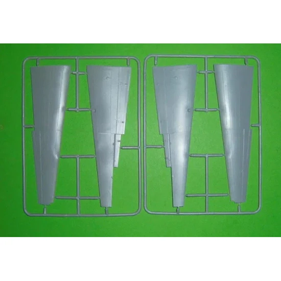 Amodel 72253 1/72 An 24b Poland Ddr Plastic Model Kit