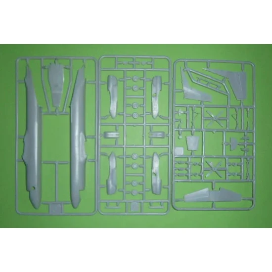 Sova Model 14006 1/144 An 26rt Rr Z Plastic Model Kit