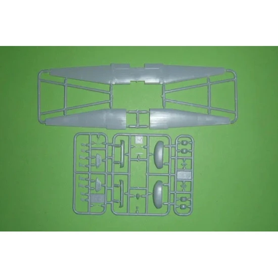 Sova Model 14006 1/144 An 26rt Rr Z Plastic Model Kit