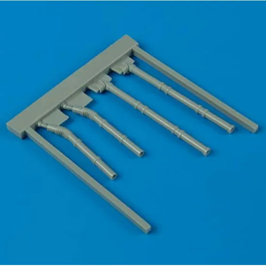 Quickboost 48217 1/48 Wellington Fuel Outlet Pipe Opened Flaps For Trumpeter