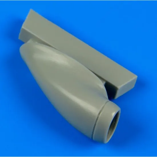 Quickboost 48559 1/48 Fw 190d-11/D-13 Air Intake For Eduard