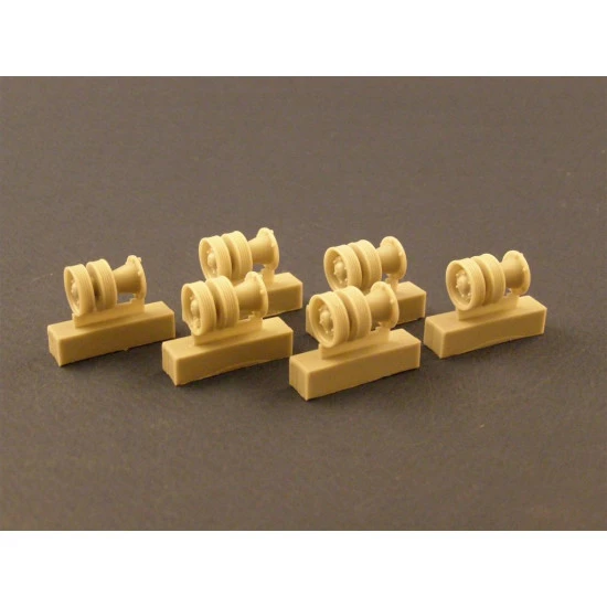 Panzer Art Re35-034 1/35 Burn Out Return Rollers For Kvi/Ii Tanks Accessories