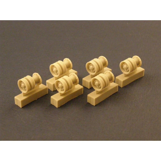 Panzer Art Re35-034 1/35 Burn Out Return Rollers For Kvi/Ii Tanks Accessories