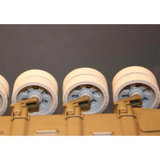 Panzer Art Re35-114 1/35 Road Wheels For T-72/90 Mbt Tanks Accessories Kit